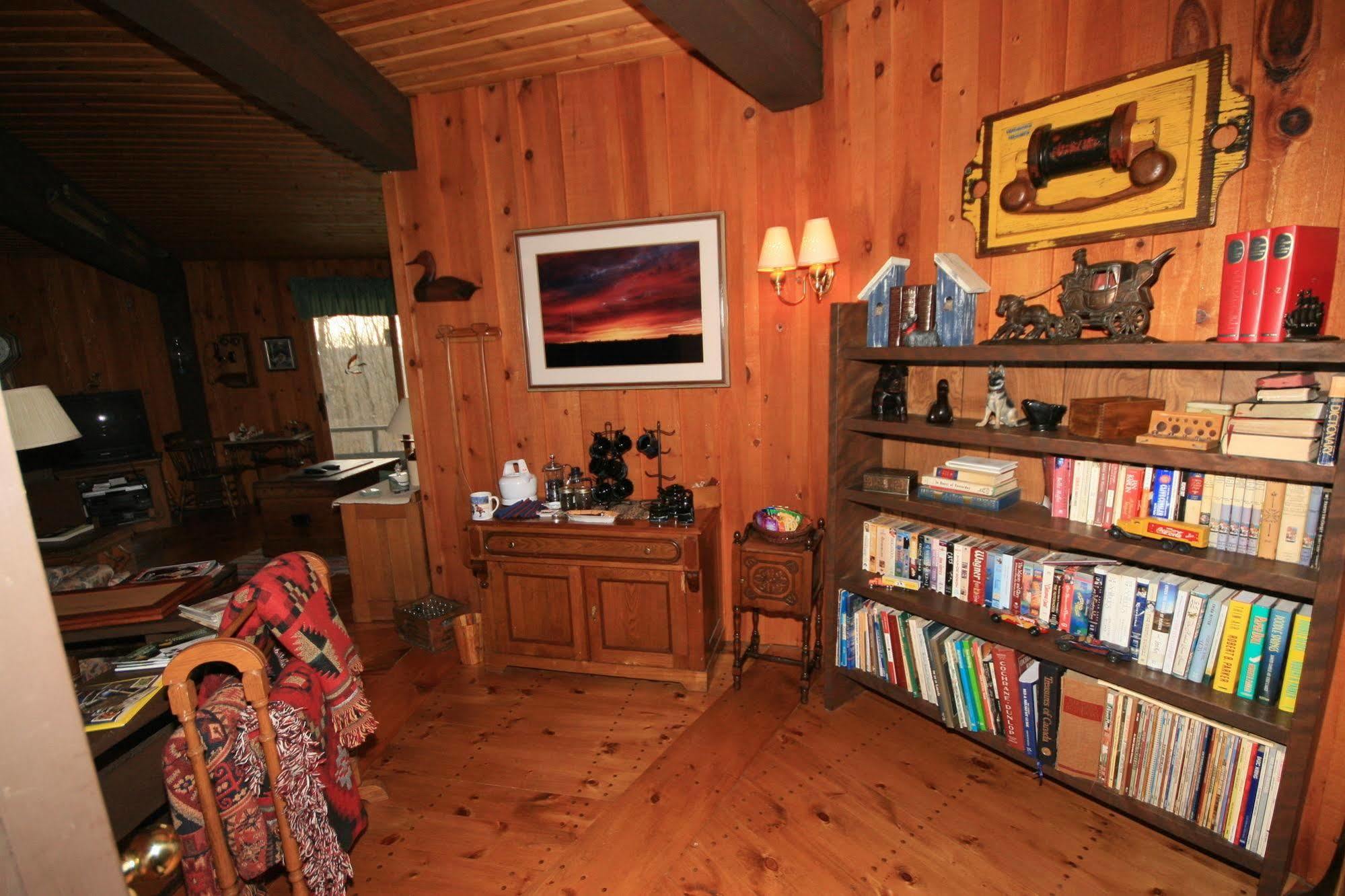 Stouffermill Bed & Breakfast Algonquin Highlands Zewnętrze zdjęcie